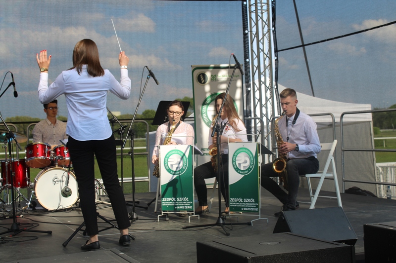 Orkiestra szkolna – Happy Marszew Band – na Służewcu