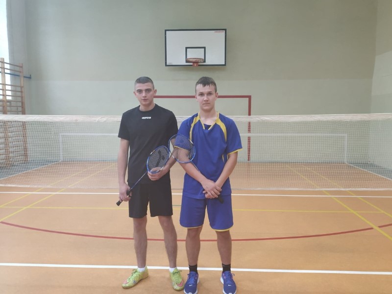 Powiatowy badminton