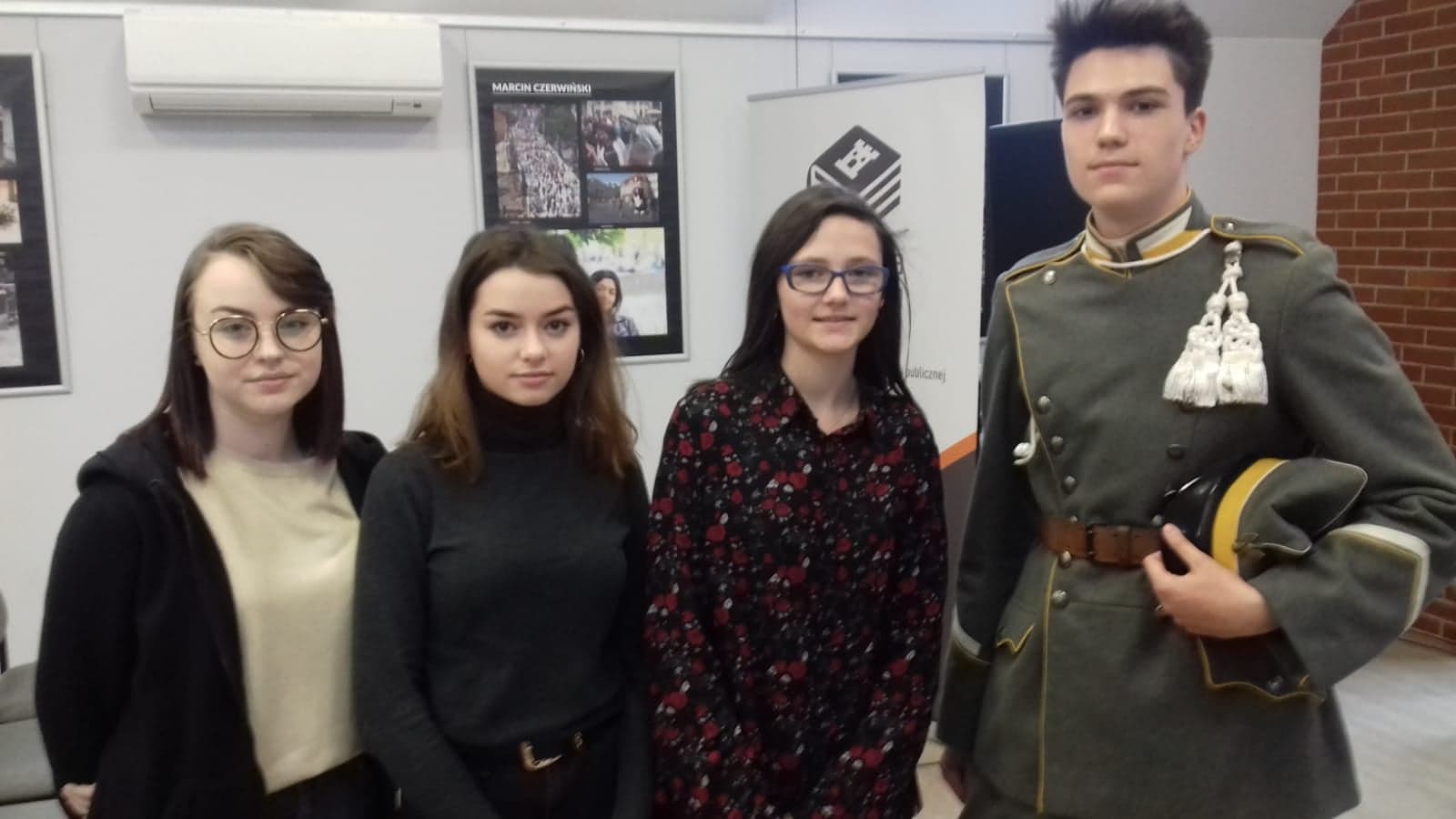 Gry planszowe – zapytaj koleżankę i kolegę