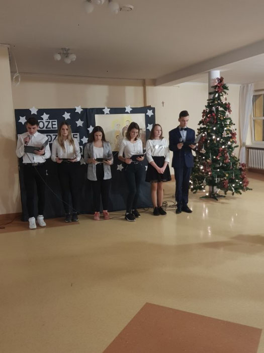 Spotkanie opłatkowe w internacie ZSCKR 