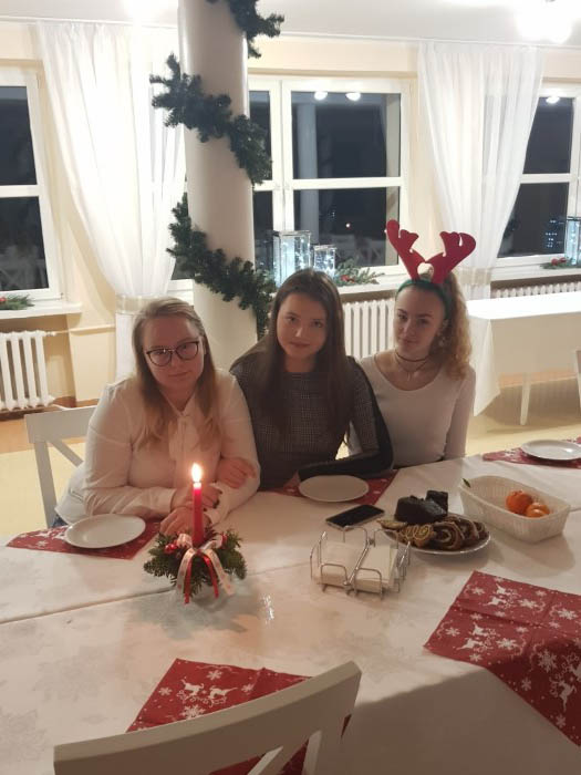 Spotkanie opłatkowe w internacie ZSCKR 