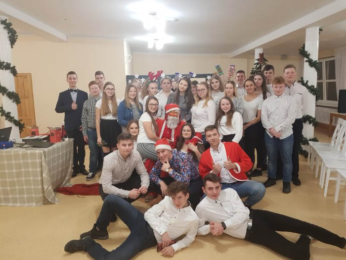 Spotkanie opłatkowe w internacie ZSCKR 