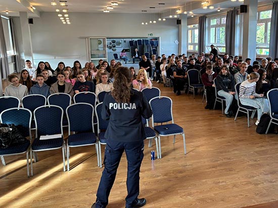 O Hejcie i Przemocy